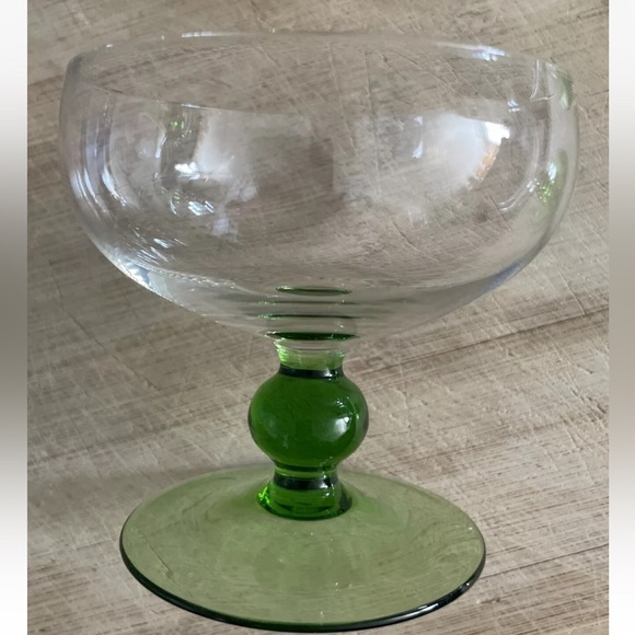 Vintage 3 1/4” Green Glass Footed Sherbet | Ice Cream | Bowl | Brandy ~SET of 4 - Picture 6 of 6